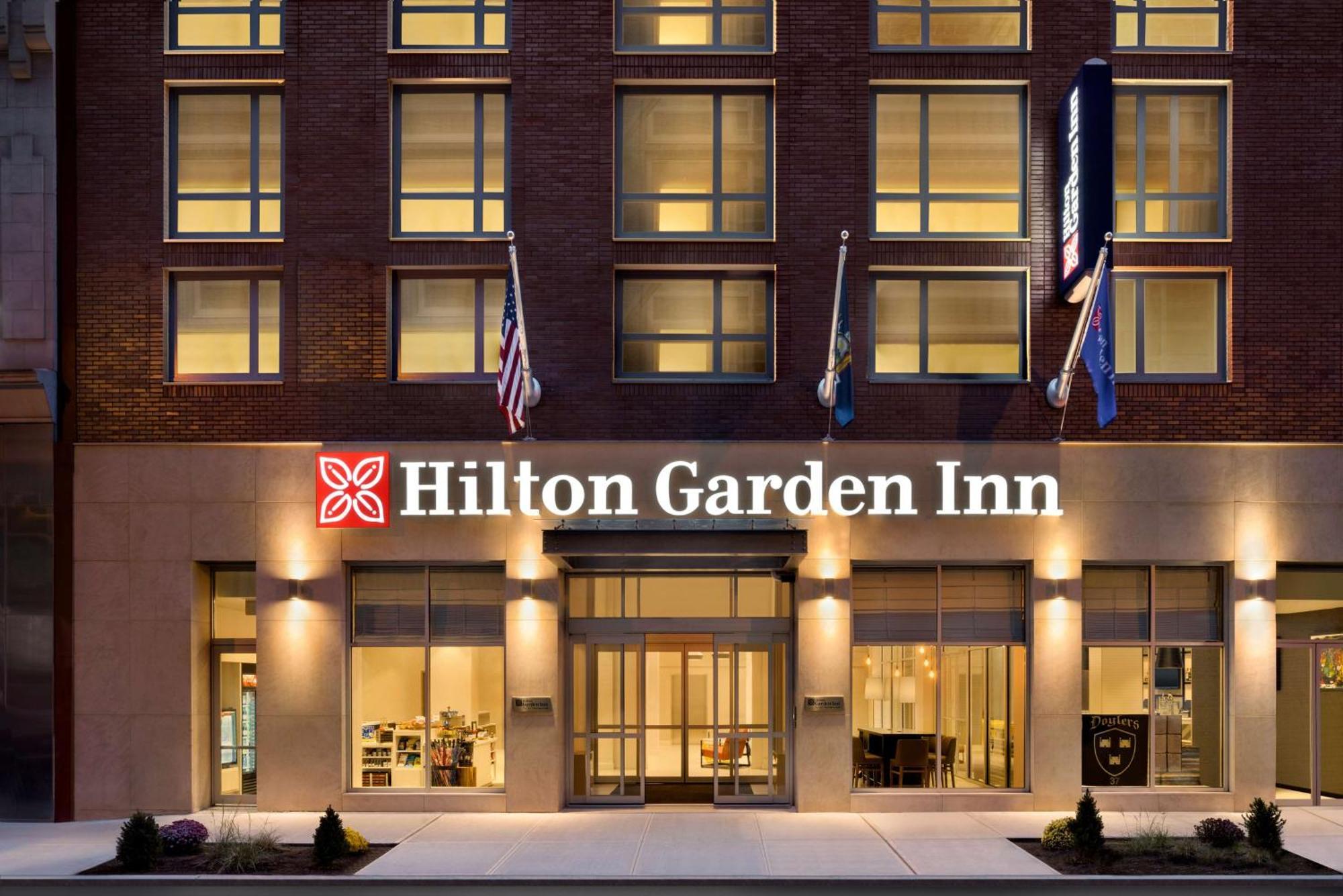 Hilton Garden Inn New York Times Square South Exteriér fotografie